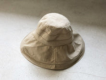 Load image into Gallery viewer, [EAM] 2020 New Spring Summer Round Dome Foldable 5 Colors Temperament Fishermen Hat Women Fashion Tide All-match JR975
